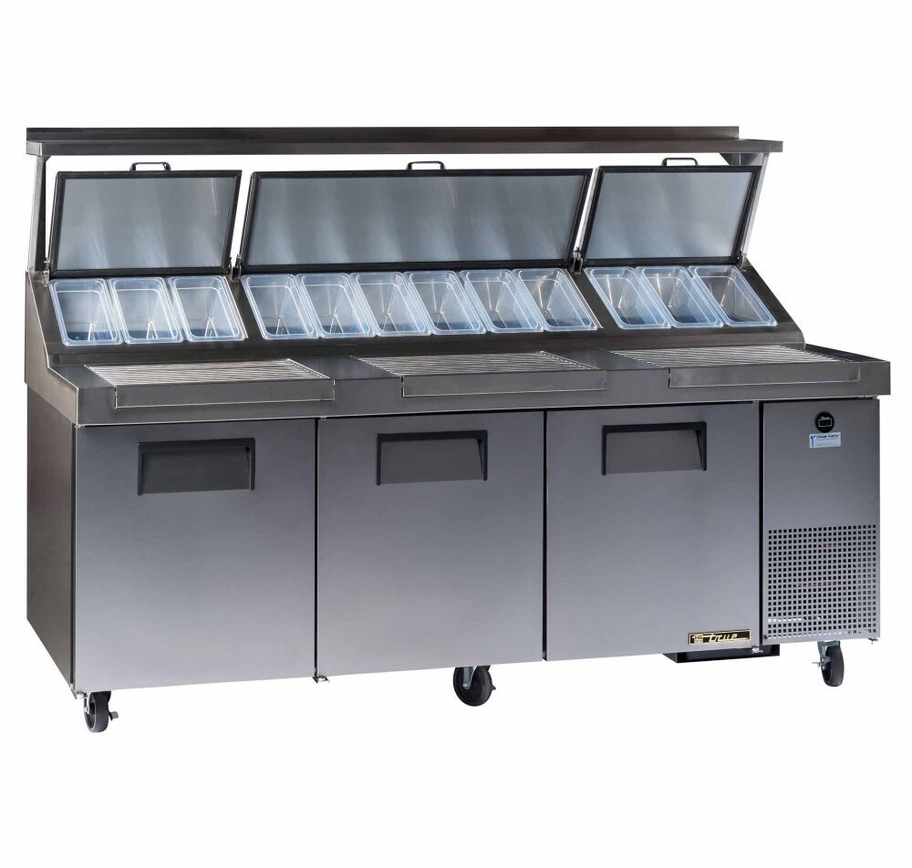 TRUE Makeline gekoelde pizzawerkbank met speciale opbouw en 7 jaar garantie